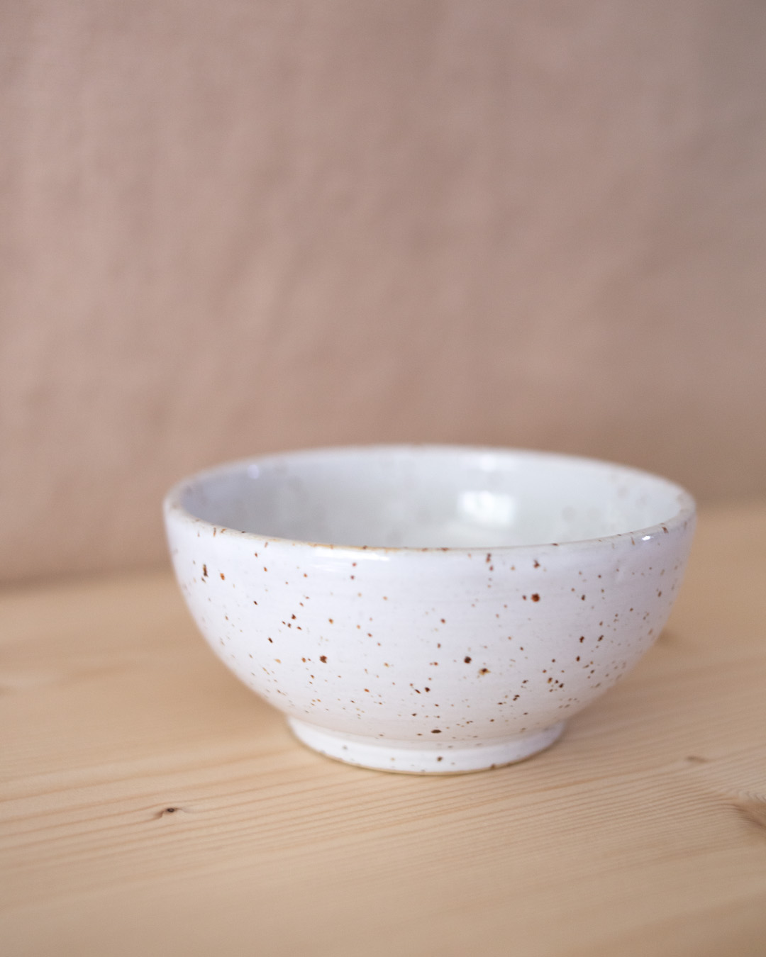 Small bowl – Snäckskal by Emelie Zetterberg