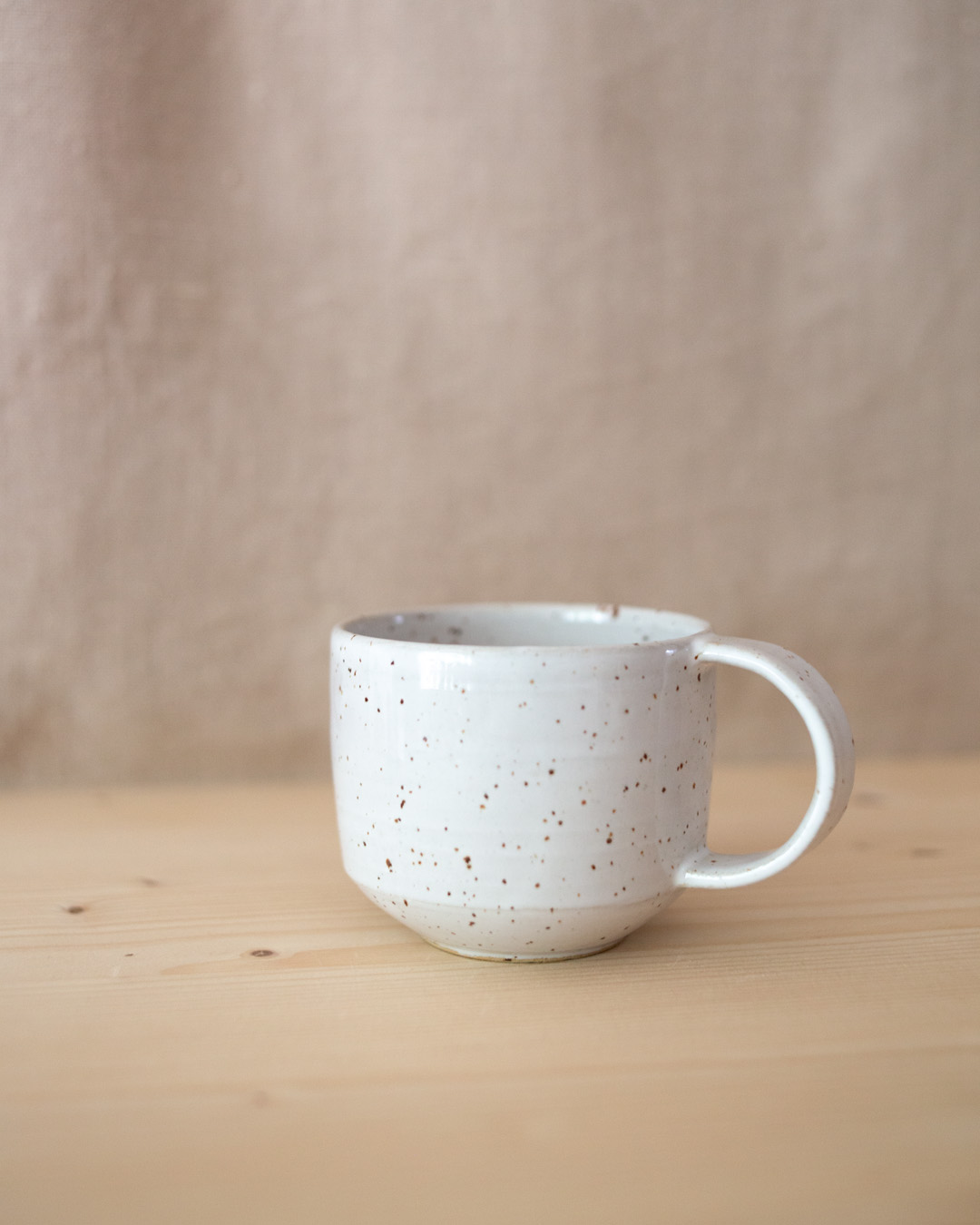 Cup - Snäckskal by Emelie Zetterberg