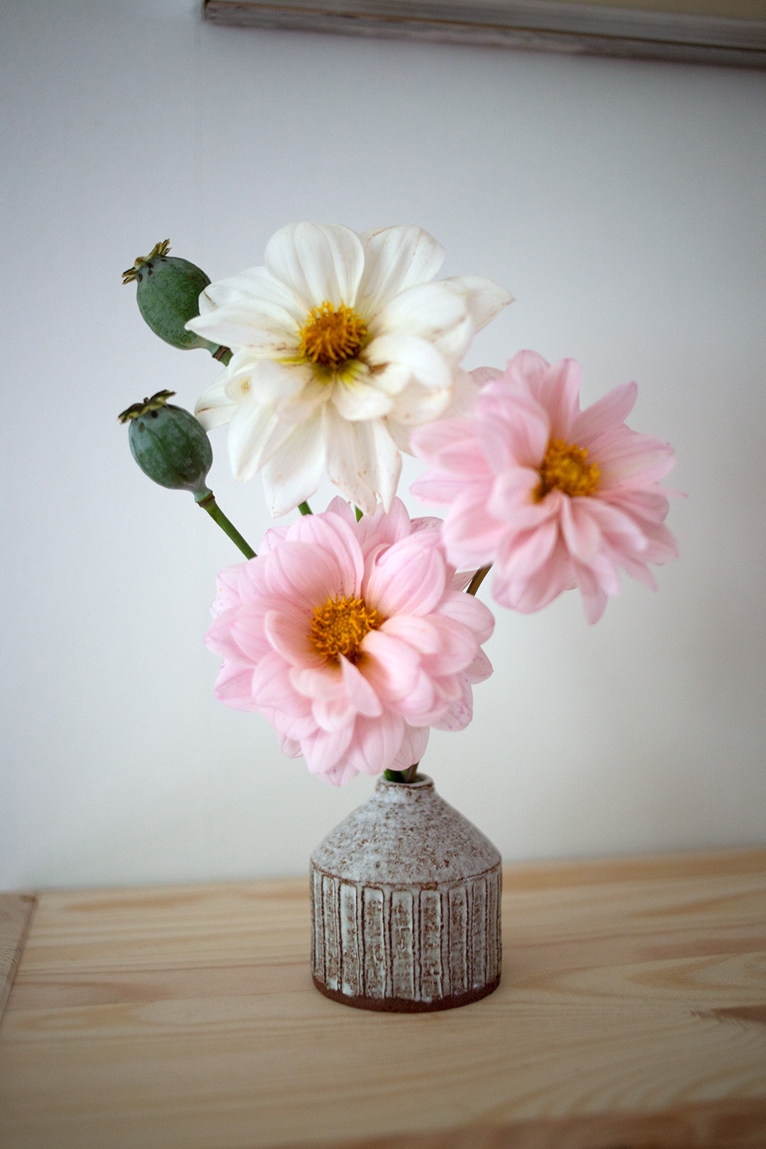 Small vase – Kolonn by Emelie Zetterberg